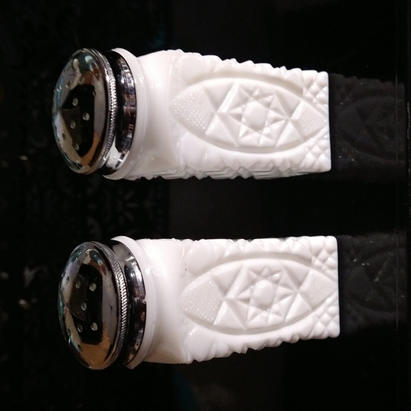 Other - Milk Glass Salt and Pepper Shakers Atomic Pattern